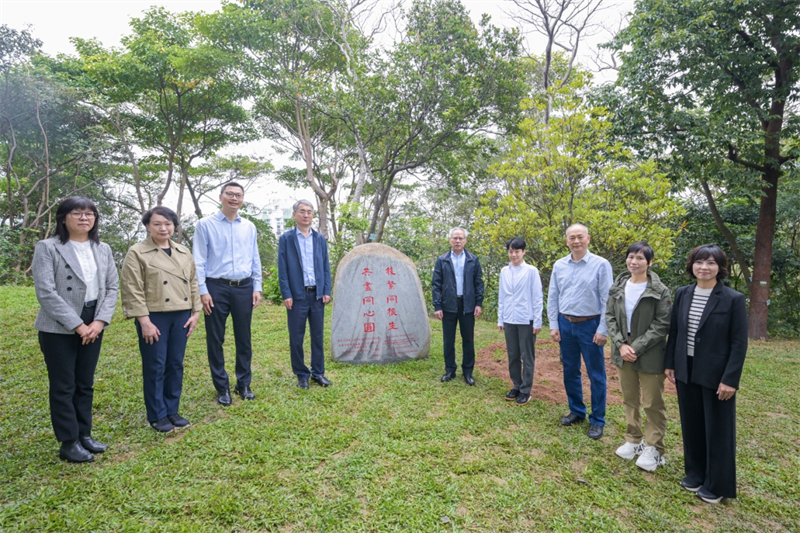 
玉泉医院黄牛号贩子票贩子代网上预约代挂号电话澳门特区行政长官植树节栽种中华楠