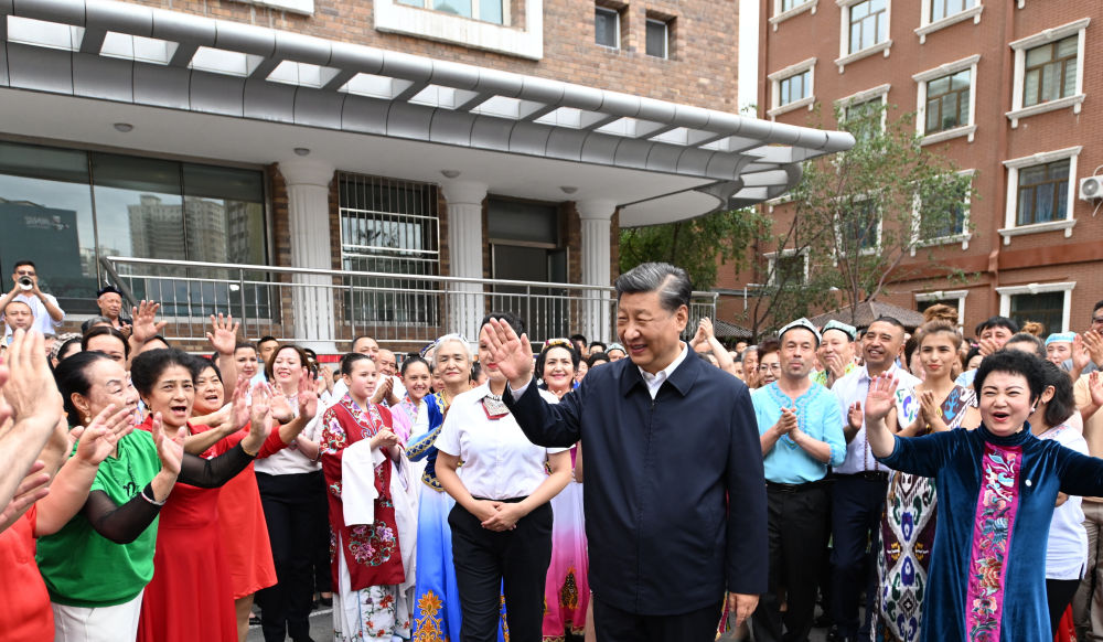 
南京鼓楼医院黄牛代挂号电话票贩子号贩子网上预约挂号,住院检查加快,镜观·领航｜我们簇拥在总书记身边