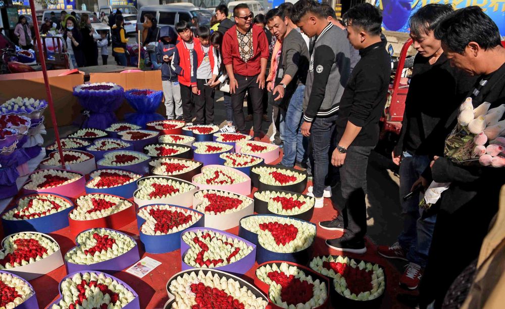 
中国中医科学院广安门医院黄牛代挂号电话票贩子号贩子网上预约挂号,住院检查加快,第1视点｜“云花”，事业兴旺生活美