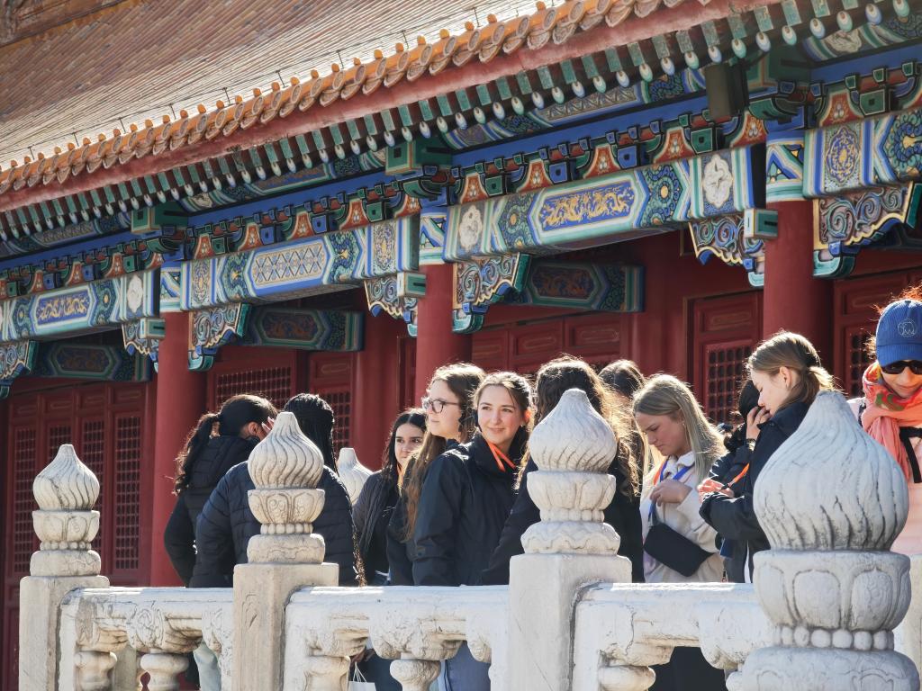 
北京协和医院黄牛代挂号电话票贩子号贩子网上预约挂号,住院检查加快,新华鲜报｜传承40年友谊！百余美国师生访华续种“友谊树”
