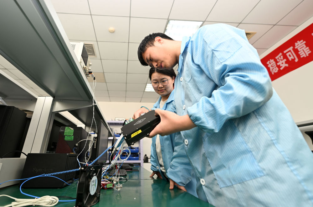 
中国中医科学院望京医院黄牛代挂号电话票贩子号贩子网上预约挂号,住院检查加快,量增质跃 向新而行——天津民营经济发展观察