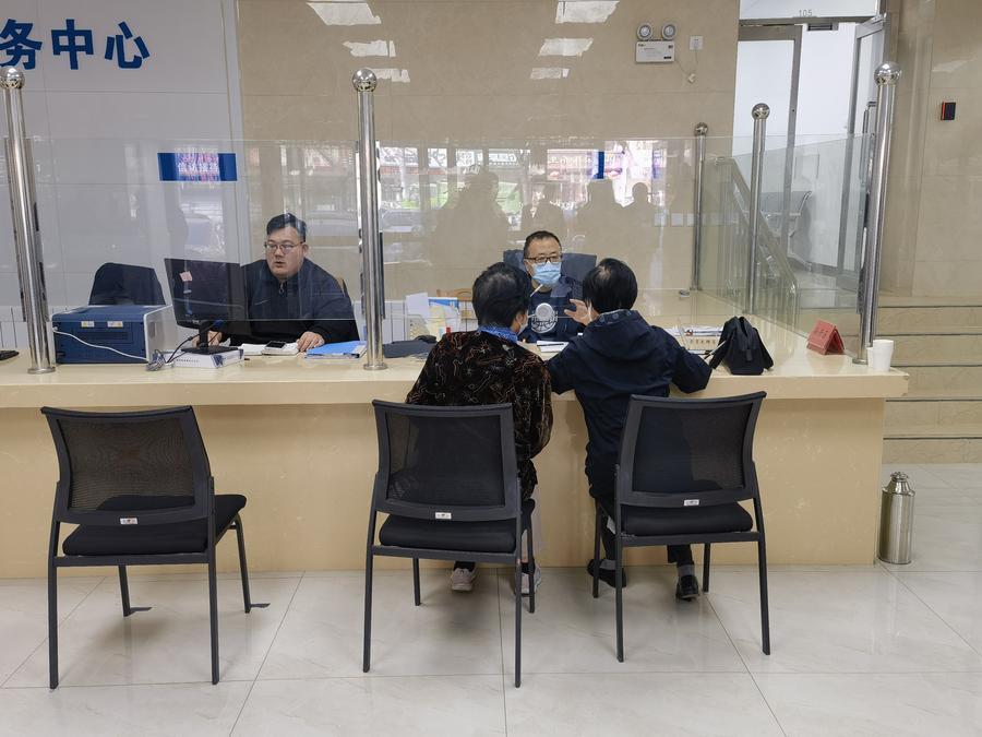 
天津眼科医院黄牛代挂号电话票贩子号贩子网上预约挂号,住院检查加快,只进一扇门 巧解万家事——天津打造“一站式”综治中心为民解忧