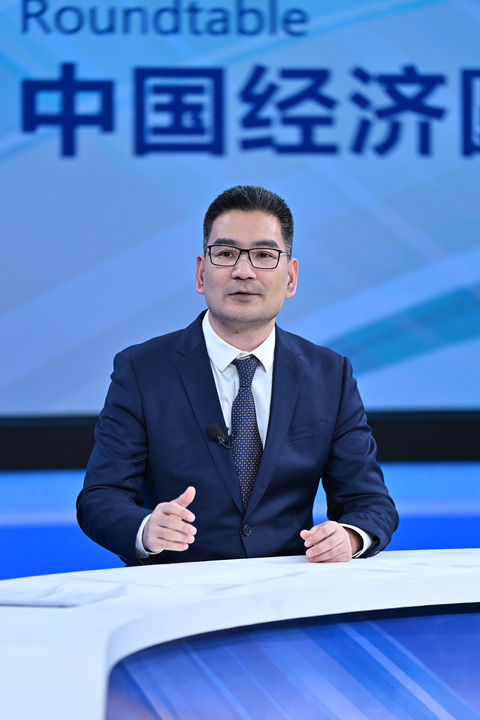 
上海第九人民医院黄牛代挂号电话票贩子号贩子网上预约挂号,住院检查加快,共绘高质量发展新图景——“中国经济圆桌会”聚焦2025年政府工作报告