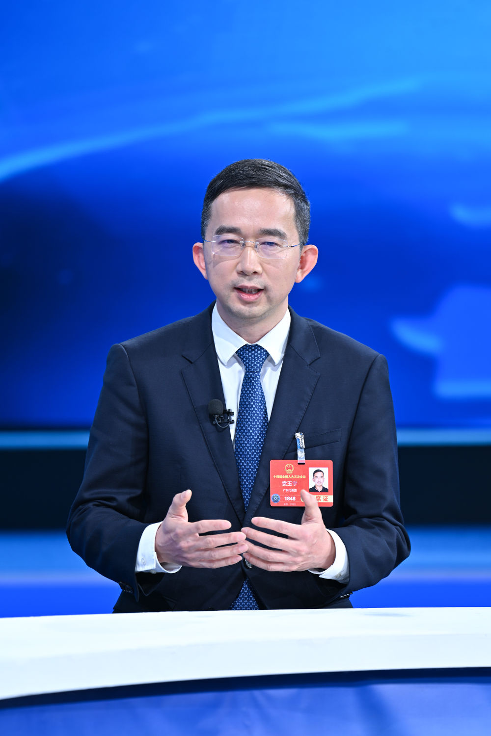 
上海第九人民医院黄牛代挂号电话票贩子号贩子网上预约挂号,住院检查加快,共绘高质量发展新图景——“中国经济圆桌会”聚焦2025年政府工作报告