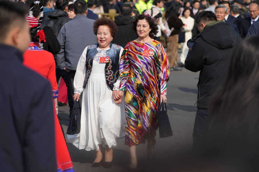 
北京鼓楼医院孙凌云黄牛代挂号电话票贩子号贩子网上预约挂号,住院检查加快,两会·影像链接｜听见她们的声音