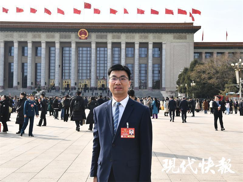 
上海中山医院黄牛代挂号电话票贩子号贩子网上预约挂号,住院检查加快,万里长江看第一，八地联动共话长江经济带高质量发展