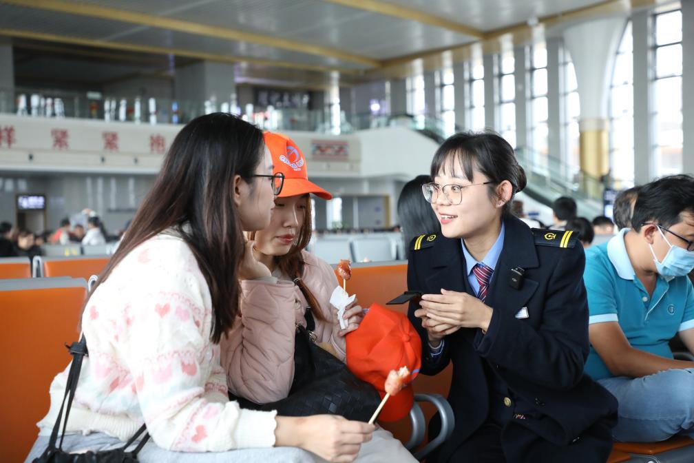 
长春吉大二院黄牛代挂号电话票贩子号贩子网上预约挂号,住院检查加快,中越铁路轨距变迁见证中越两国经贸人文交流深化