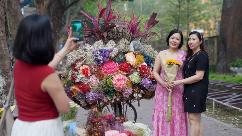 
上海眼耳鼻喉科医院黄牛代挂号电话票贩子号贩子网上预约挂号,住院检查加快,从昆明到河内 在花香中感受中越经贸活力