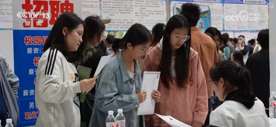 
长沙各大医院黄牛代挂号电话票贩子号贩子网上预约挂号,住院检查加快,多举措、出实招 精准服务“护航”毕业生更好就业