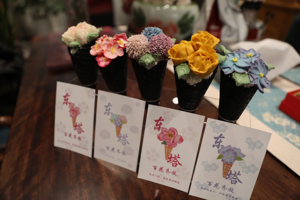 
沈阳各大医院黄牛代挂号电话票贩子号贩子网上预约挂号,住院检查加快,“花样经济”何以动人心？