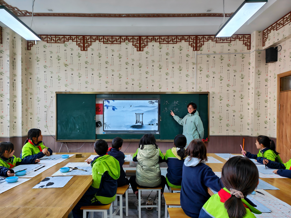 
上海儿童医学中心黄牛代挂号电话票贩子号贩子网上预约挂号,住院检查加快,跨越千里捧着一颗心来 双向奔赴“疆”爱进行到底