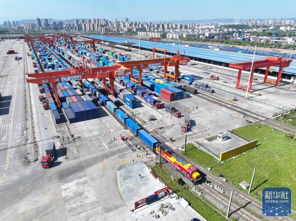 
成都华西医院黄牛代挂号电话票贩子号贩子网上预约挂号,住院检查加快,新华全媒+丨重庆首发图定中亚班列