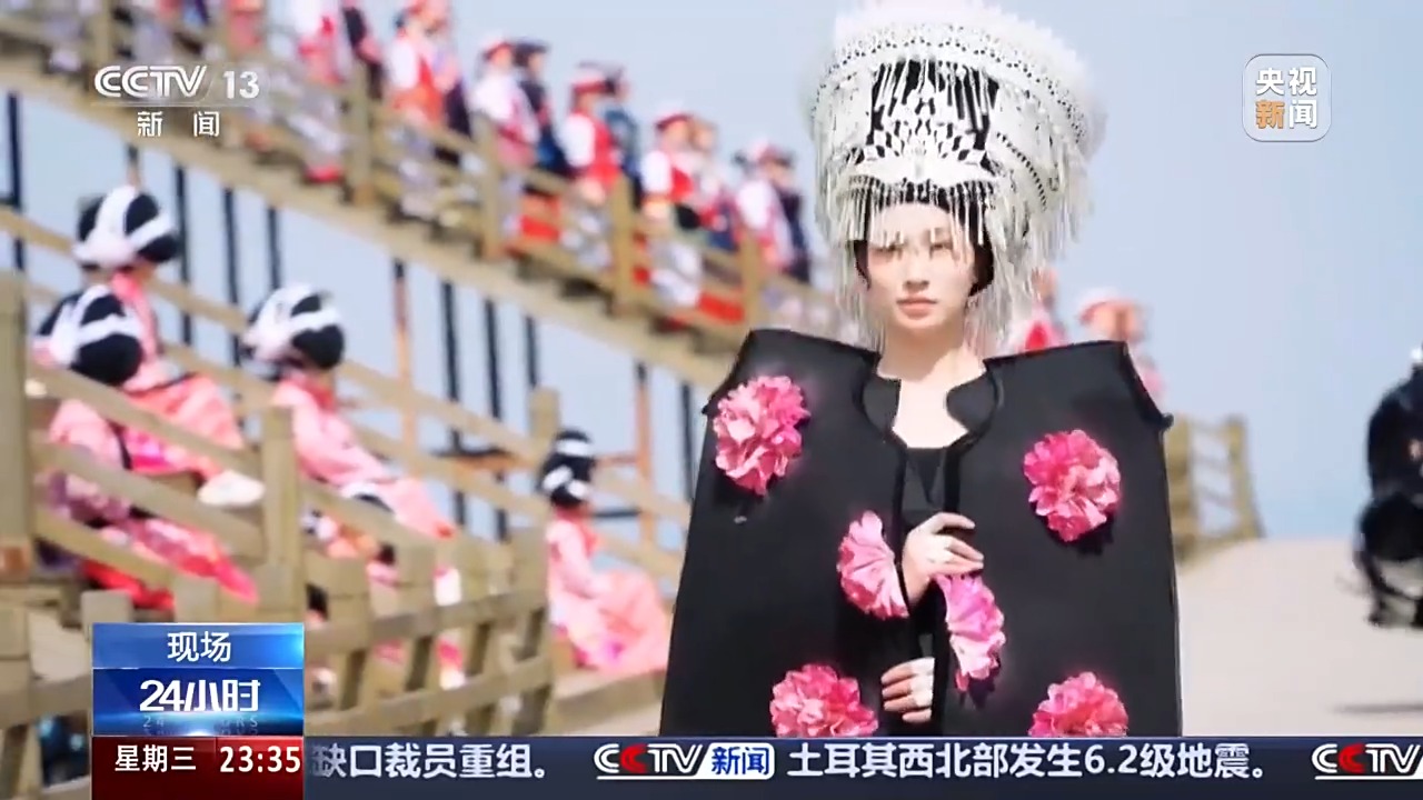 
阜外医院黄牛号贩子票贩子代网上预约代挂号电话民族服饰+时尚创意 在“云端T台”上演绎春天的色彩