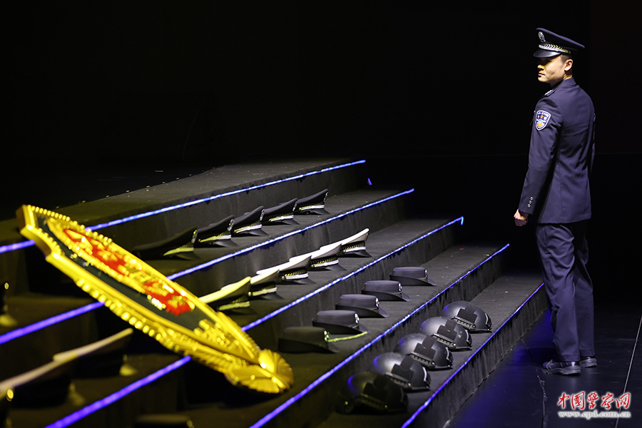 
天津肿瘤医院黄牛代挂号电话票贩子号贩子网上预约挂号,住院检查加快,激扬英雄气 壮我平安志