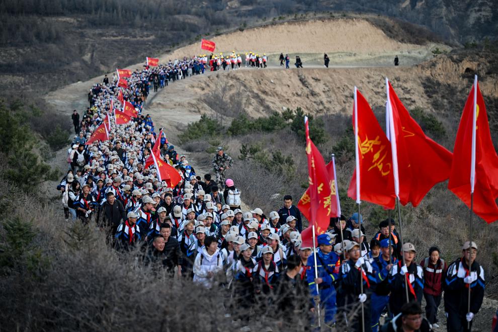 
上海精神卫生中心黄牛代挂号电话票贩子号贩子网上预约挂号,住院检查加快,我在现场·照片背后的故事丨徒步108里，感受一座“英雄城”
