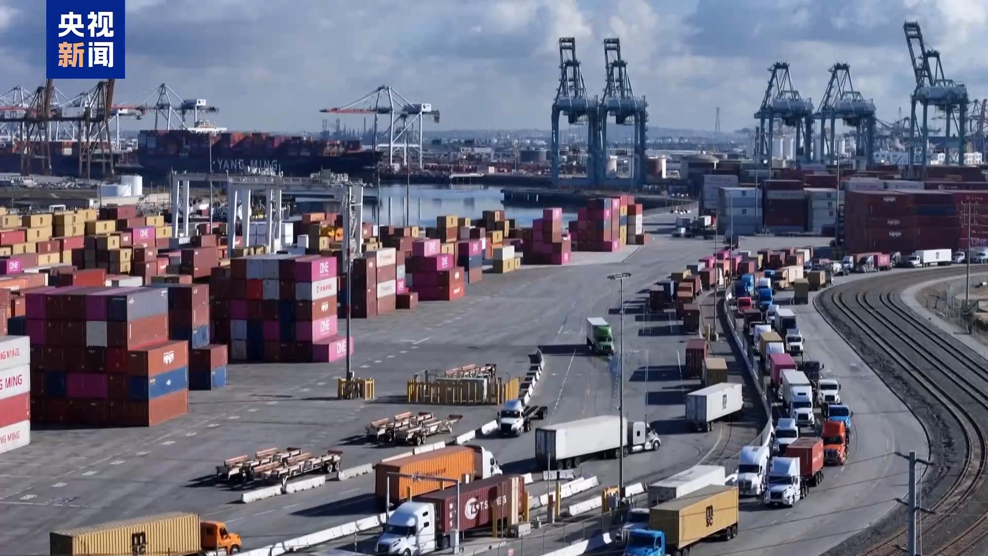 
北京大学肿瘤医院黄牛代挂号电话票贩子号贩子网上预约挂号,住院检查加快,美国学者：新关税政策失误史上罕见 美政府在自毁经济