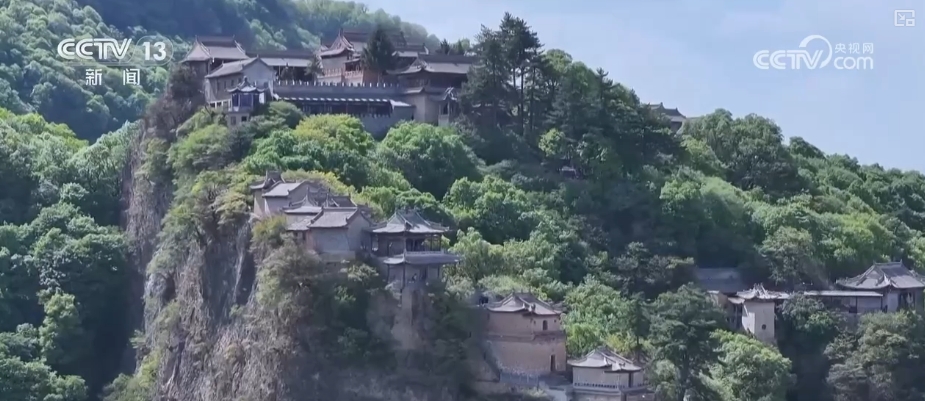
江苏省中西医结合医院黄牛代挂号电话票贩子号贩子网上预约挂号,住院检查加快,夏季避暑、秋季赏红叶、冬季康养……“银发经济”花样上新撬动经济新“引擎”