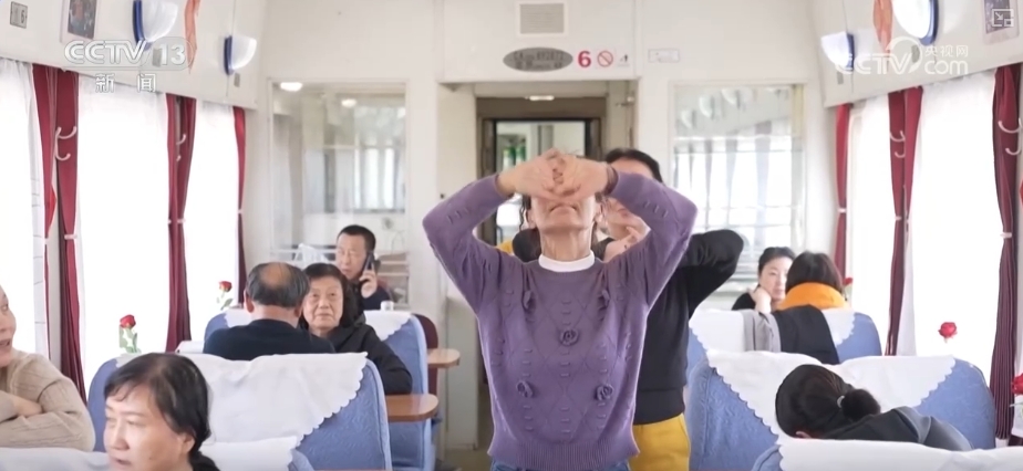 
江苏省中西医结合医院黄牛代挂号电话票贩子号贩子网上预约挂号,住院检查加快,夏季避暑、秋季赏红叶、冬季康养……“银发经济”花样上新撬动经济新“引擎”