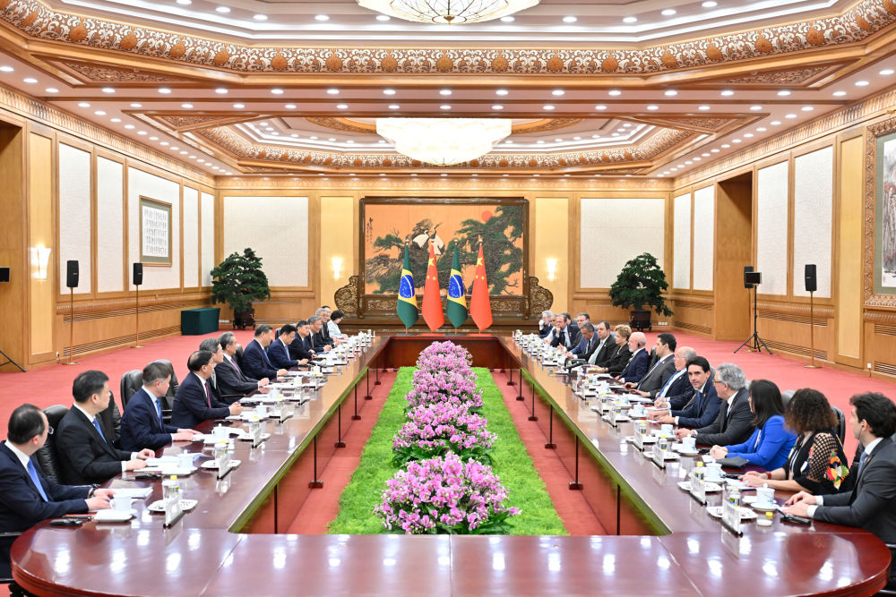 
首都医科大学附属阜外医院黄牛代挂号电话票贩子号贩子网上预约挂号,住院检查加快,新华图讯丨习近平同巴西总统卢拉会谈