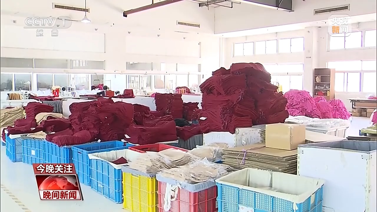 
广州红十字会医院黄牛号贩子票贩子代网上预约代挂号电话忙忙忙！美国客户疯狂补货 中国外贸企业订单暴涨
