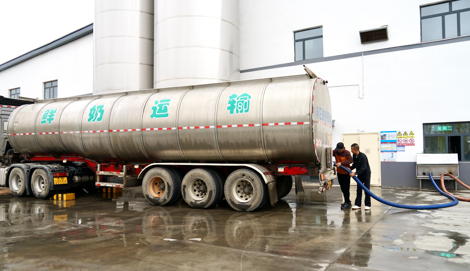 
南京眼科医院黄牛代挂号电话票贩子号贩子网上预约挂号,住院检查加快,【乡路上，感受脉动中国】玉带舞动连山水 路通惠民百业兴