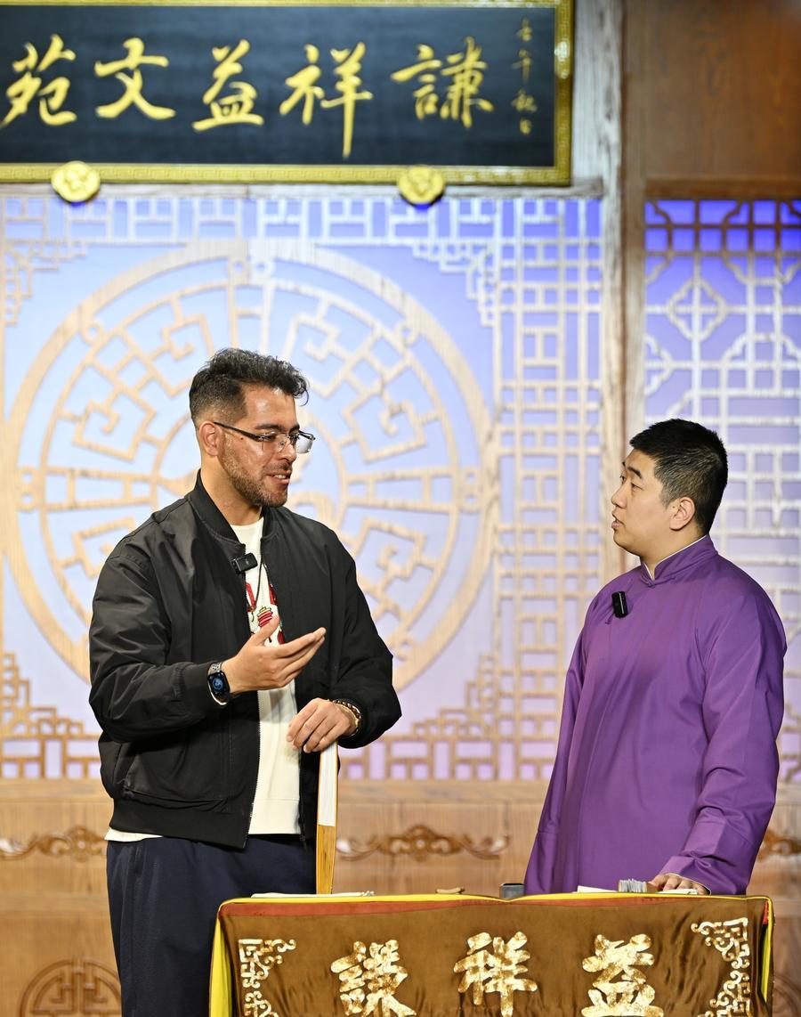 
首都医科大学附属天坛医院黄牛代挂号电话票贩子号贩子网上预约挂号,住院检查加快,“老外”在中国｜西语外教的相声情缘