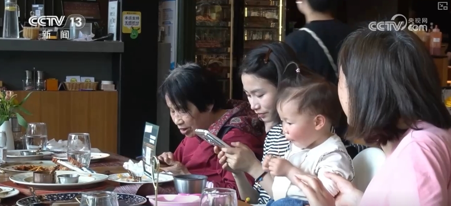 
沈阳医大一院黄牛代挂号电话票贩子号贩子网上预约挂号,住院检查加快,4月份经济数据释放哪些信号？巩固经济平稳运行发力点在哪？解读↓