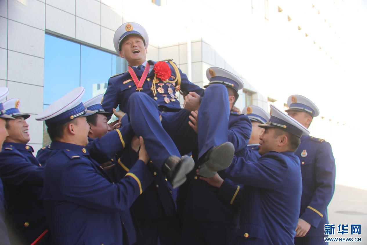 
北京儿童医院黄牛代挂号电话票贩子号贩子网上预约挂号,住院检查加快,“劳模先锋·奋斗者说”系列访谈|刘学法：4000次逆行书写“火焰蓝”的忠诚答卷
