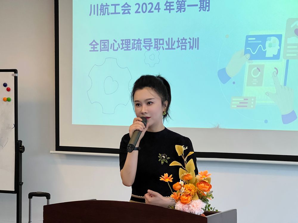
北京天坛医院黄牛代挂号电话票贩子号贩子网上预约挂号,住院检查加快,在奋斗中出彩 ——“五一”劳动节访“劳模”