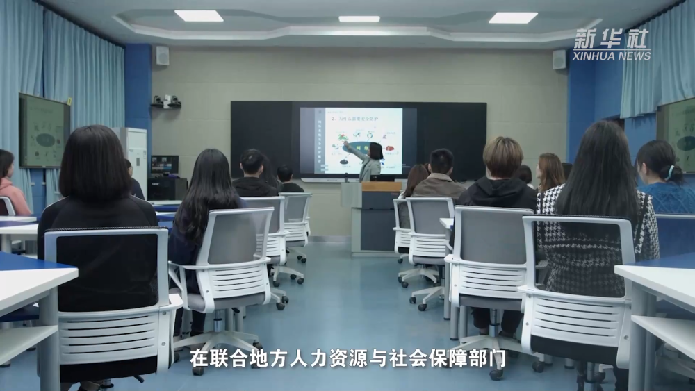 
东部战区总医院黄牛代挂号电话票贩子号贩子网上预约挂号,住院检查加快,经济政策一线微观察｜校地校企协力 精准技能培训托起青年人就业梦