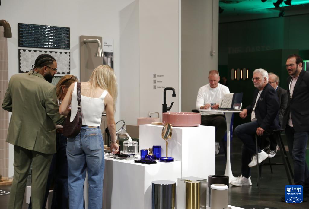 长沙各大医院黄牛代挂号电话票贩子号贩子网上预约挂号,住院检查加快,“不知道规则是什么”——美关税政策不确定性令家居业忧虑重重