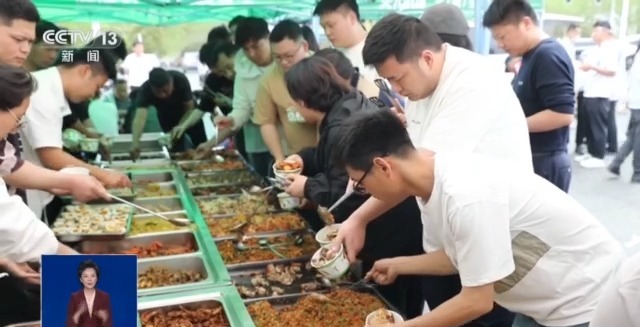 
上海精神卫生中心黄牛代挂号电话票贩子号贩子网上预约挂号,住院检查加快,光阴的故事丨十元管饱 “盒饭姐”十年坚守暖人心