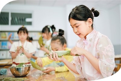 
北京同仁医院黄牛代挂号电话票贩子号贩子网上预约挂号,住院检查加快,传统节日玩出新花样