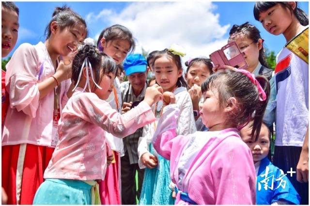 
天津各大医院黄牛代挂号电话票贩子号贩子网上预约挂号,住院检查加快,文化中国行·立夏 | 夏早日初长，南风草木香