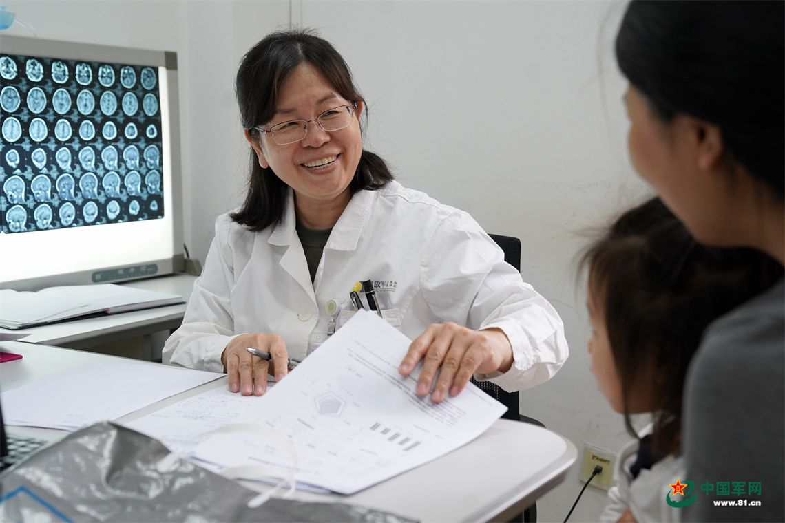 
湖南中医附一医院黄牛代挂号电话票贩子号贩子网上预约挂号,住院检查加快,守护军娃：特别的爱给特别的你