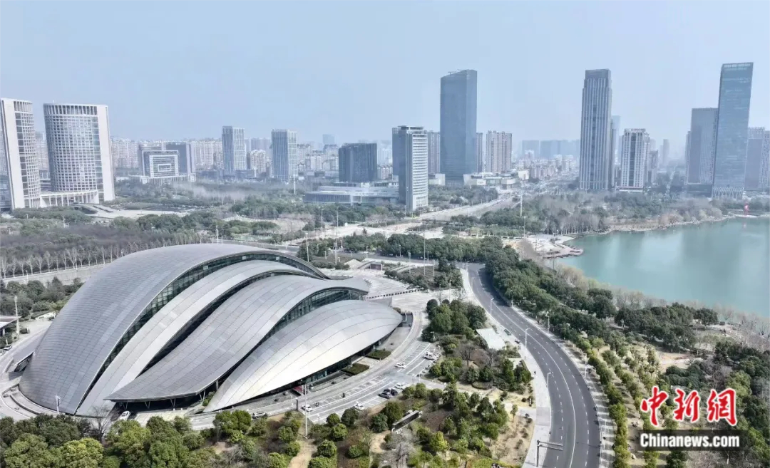 
杭州市富阳中医骨伤医院黄牛代挂号电话票贩子号贩子网上预约挂号,住院检查加快,人这一辈子，一定要去一趟合肥！