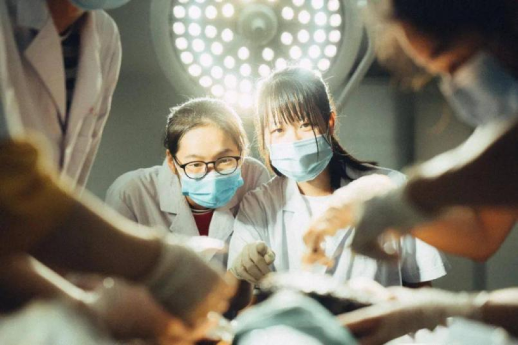 
北京阜外医院黄牛代挂号电话票贩子号贩子网上预约挂号,住院检查加快,如何培养出中国的好医生③｜培养模式是否需要统一？