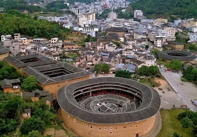 
上海儿科医院黄牛代挂号电话票贩子号贩子网上预约挂号,住院检查加快,【文化和自然遗产日】漫动时节丨夯土为家：东方城堡的安全感
