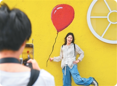 
南京眼科医院黄牛代挂号电话票贩子号贩子网上预约挂号,住院检查加快,香港：构建文旅融合新业态