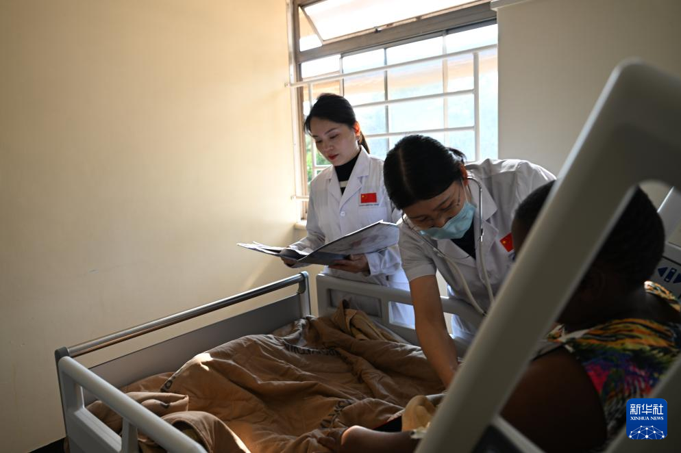 
南京各大医院黄牛代挂号电话票贩子号贩子网上预约挂号,住院检查加快,跨越40年，中国医生一脉“湘情”温暖津巴布韦