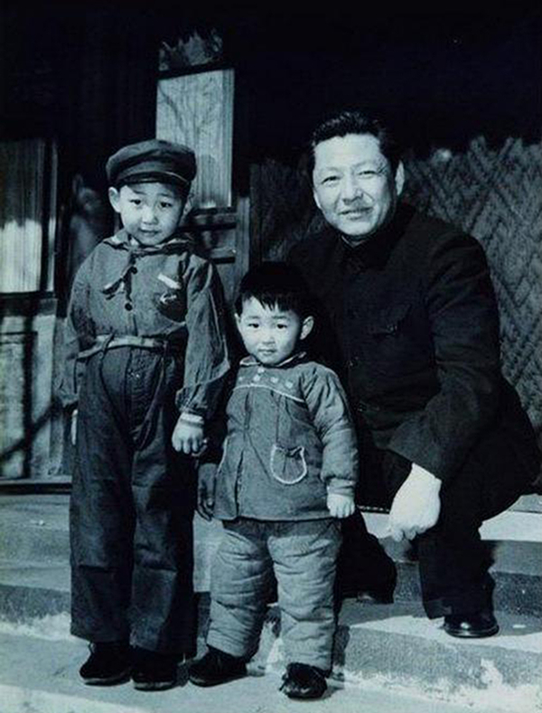 
浙江第一医院黄牛代挂号电话票贩子号贩子网上预约挂号,住院检查加快,人民领袖｜在父亲工作过的地方 习近平轻声念出这句话