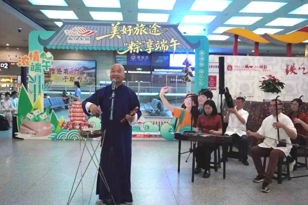 
广州中山眼科医院黄牛代挂号电话票贩子号贩子网上预约挂号,住院检查加快,全国铁路1000余个站车，广泛开展“我的铁路风景：美好旅途 粽享端午”文化互动活动