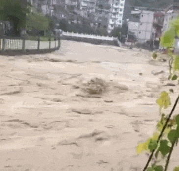 
西安市儿童医院黄牛代挂号电话票贩子号贩子网上预约挂号,住院检查加快,江苏广西等6省区局地有特大暴雨 发生城市内涝如何应对→