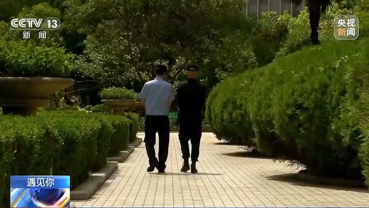 
上海精神卫生中心黄牛代挂号电话票贩子号贩子网上预约挂号,住院检查加快,遇见你丨“警察哥”耐心守护 “游戏搭子”唤醒“问题少年”