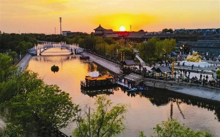 
北医六院黄牛代挂号电话票贩子号贩子网上预约挂号,住院检查加快,海河观察丨我从年画中走来——上新啦，新中式小镇