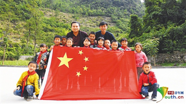 
成都华西医院黄牛代挂号电话票贩子号贩子网上预约挂号,住院检查加快,青春华章·豫你同行┃青春不一定轰轰烈烈 微光成炬也有动人的温暖