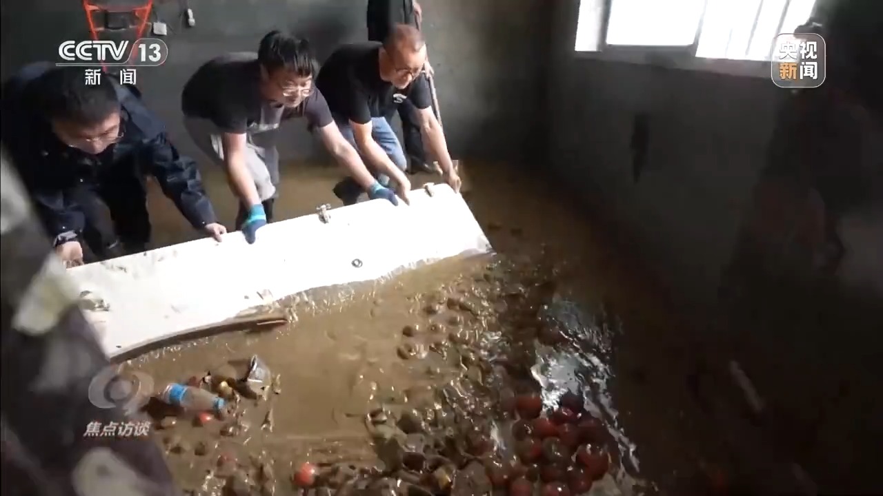 
北京人民医院黄牛代挂号电话票贩子号贩子网上预约挂号,住院检查加快,焦点访谈丨汛情如令 他们在狂风暴雨中逆行