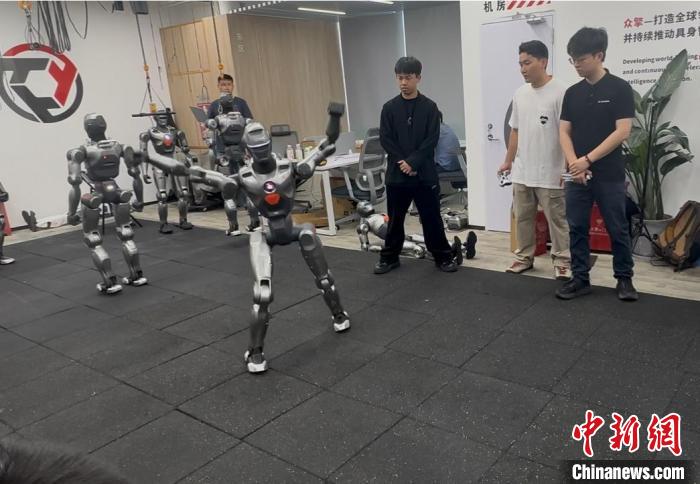 
广州儿童医院黄牛代挂号电话票贩子号贩子网上预约挂号,住院检查加快,（活力中国调研行）深圳崛起“机器人谷” 产业“群星璀璨”
