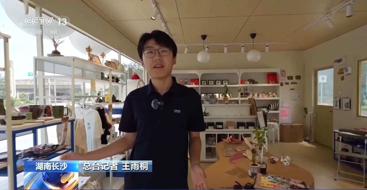 
中国医学科学院北京协和医院黄牛代挂号电话票贩子号贩子网上预约挂号,住院检查加快,购物、就餐、休闲……“一刻钟便民生活圈”让居民尽享方便