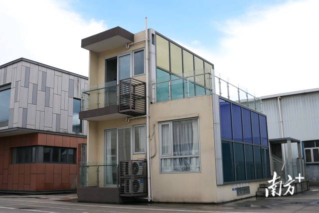 
北京佑安医院黄牛代挂号电话票贩子号贩子网上预约挂号,住院检查加快,外国人到广东买买买“乐高房”丨活力中国调研行